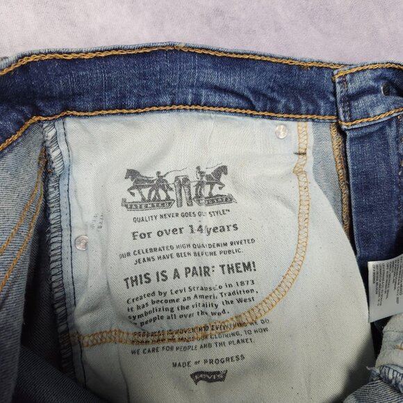 Levis 505 Jeans Mens 34x30 Blue Denim Straight Leg Regular Fit Classic Zip Fly‎ - Picture 16 of 16